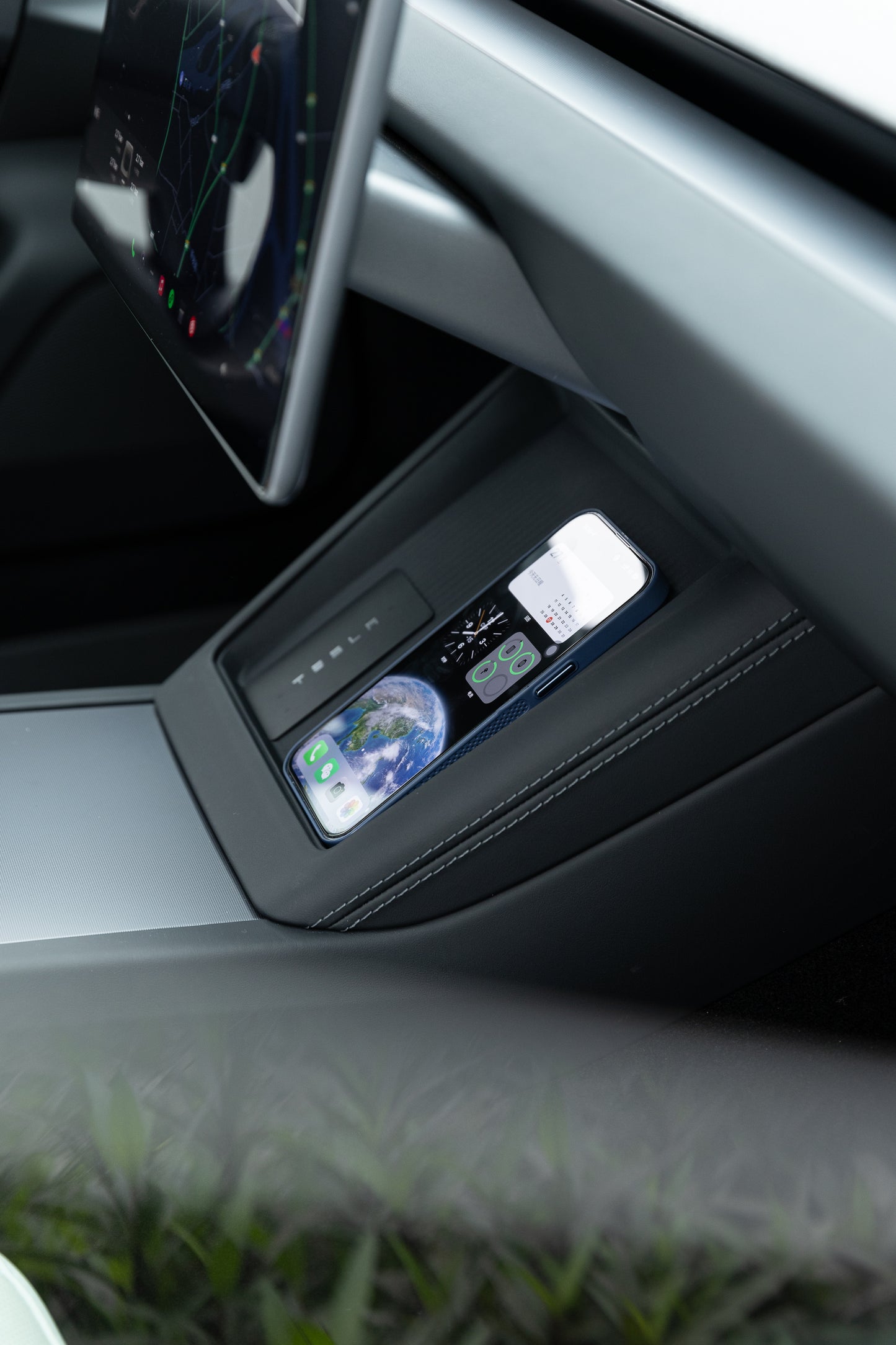Wireless charging silicon pad for tesla model 3 Highland 2024