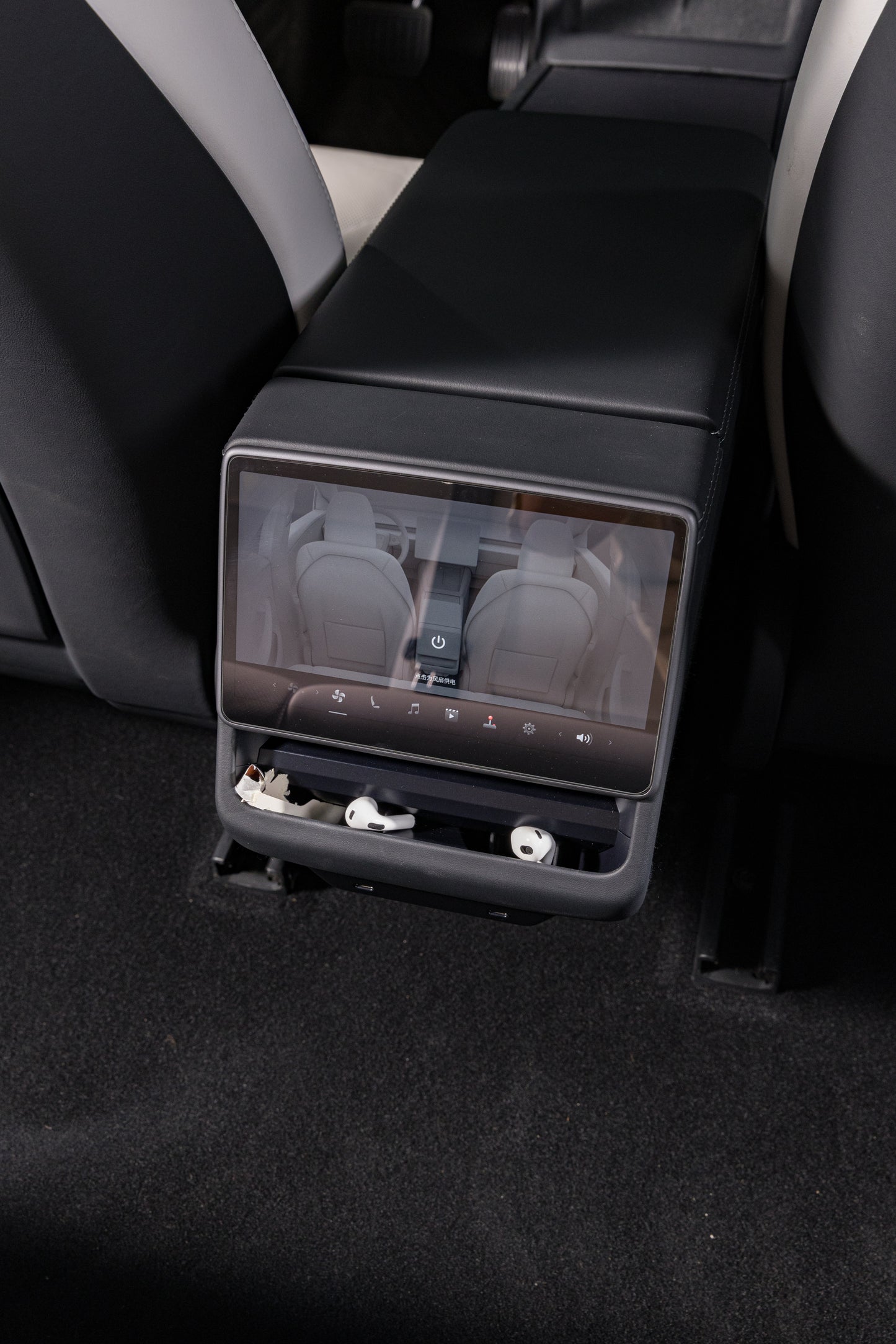 Rear exhaust vent protective cover for tesla model 3 highland 2024