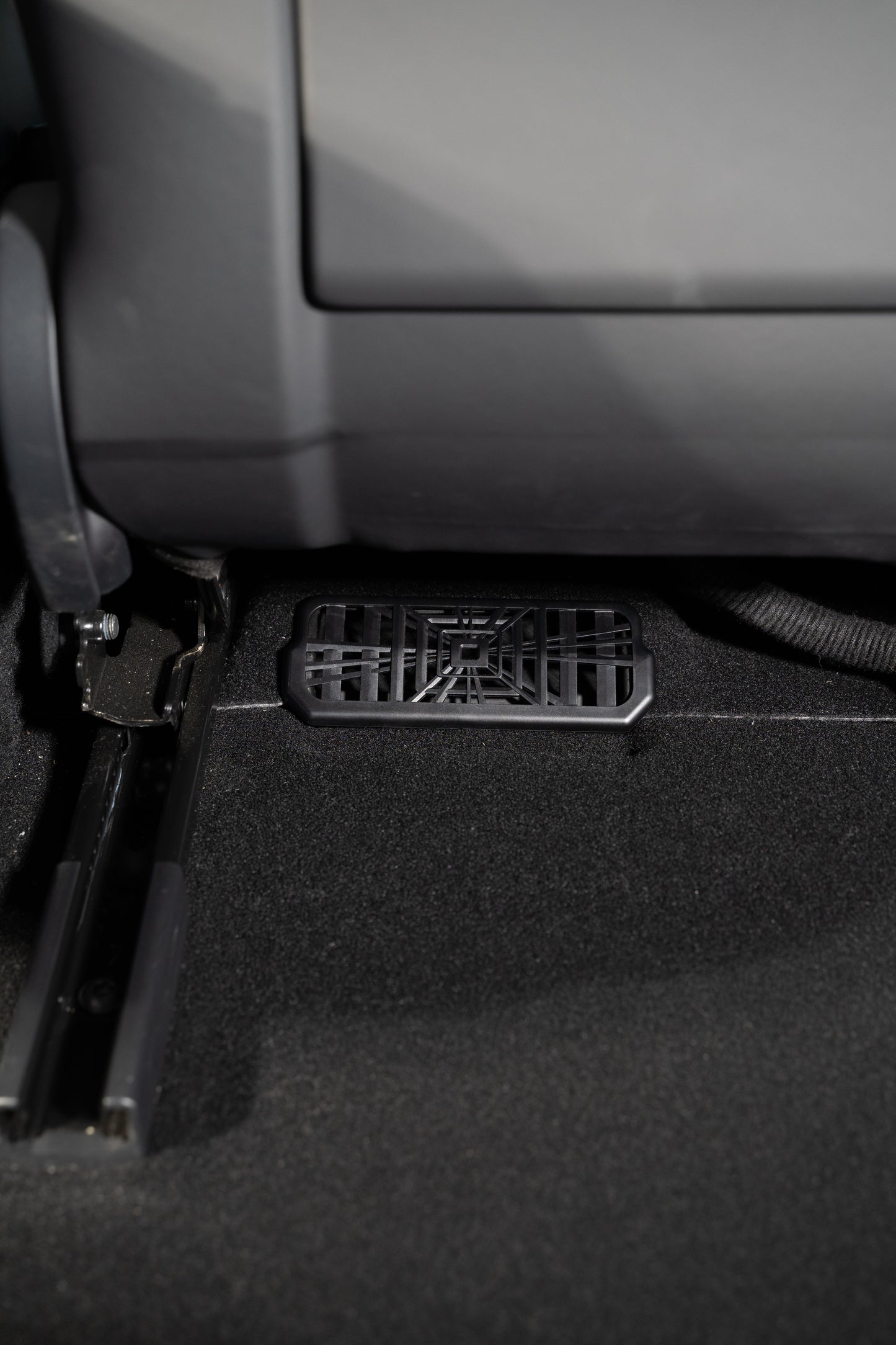 Underseat air vent cover for tesla model 3 Highland 2024