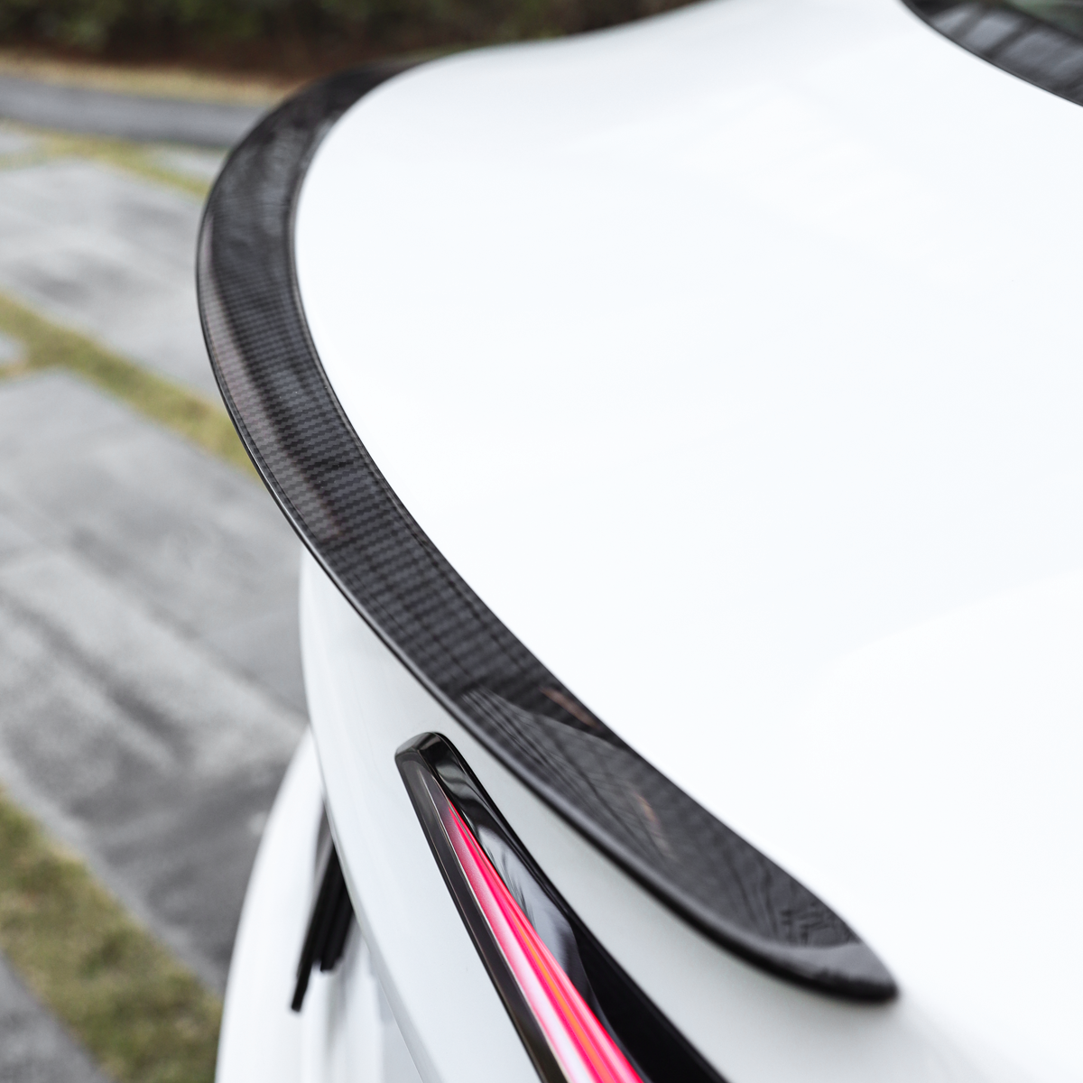 Real Carbon Fiber Performance Spoiler - For Tesla Model 3 2024 Highland & Model Y juniper 2025