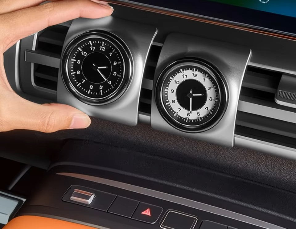 Leopard 7 Car Clock