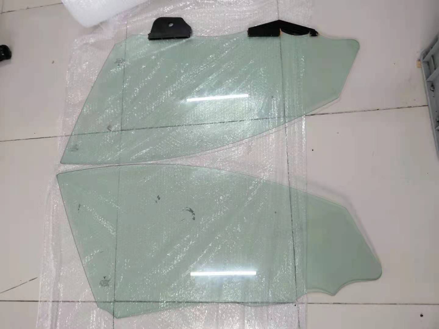 Tesla model 3 door glass front L/R double 2021-2023