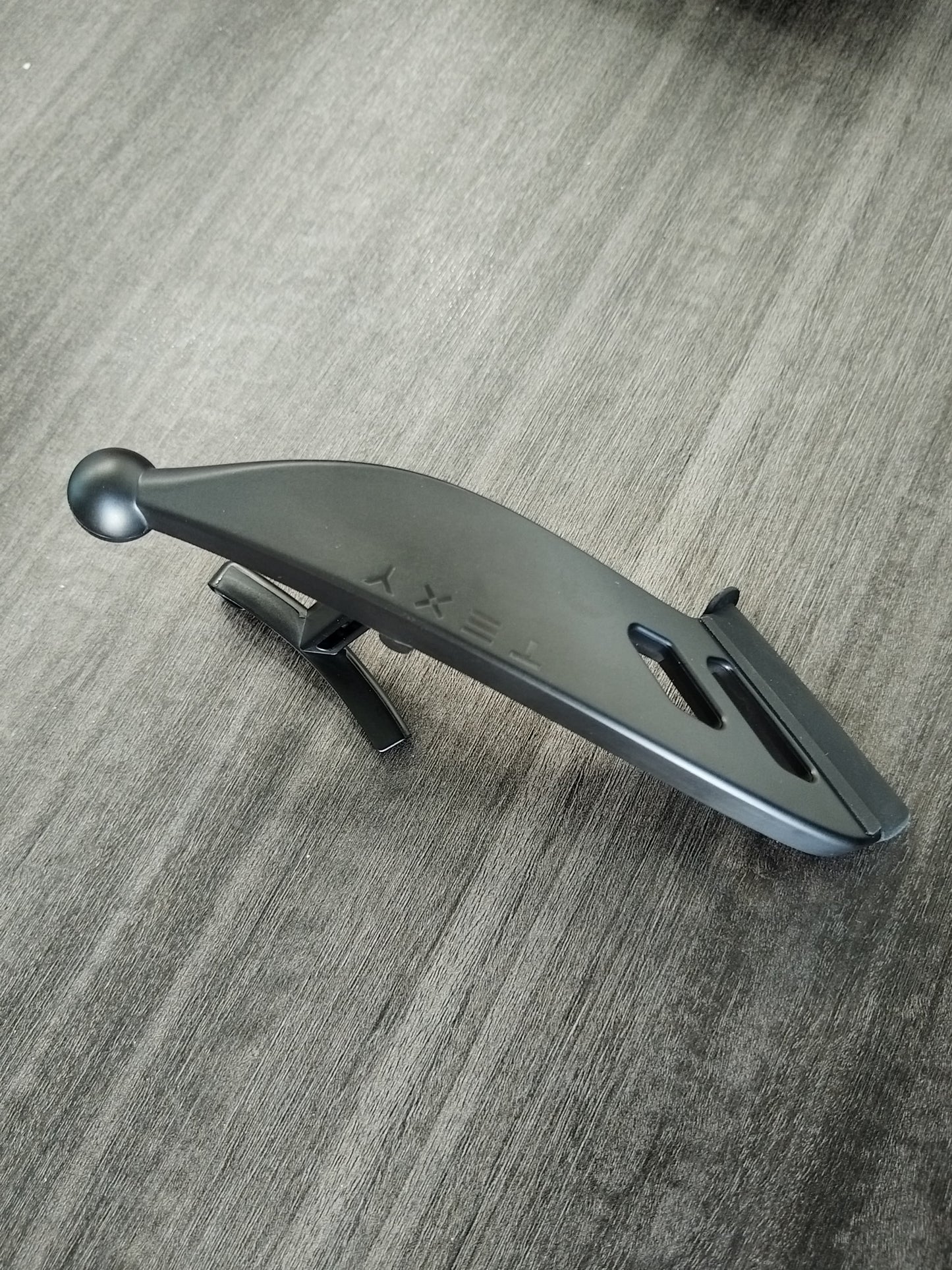 Corner Phone Holder for tesla model 3 2024