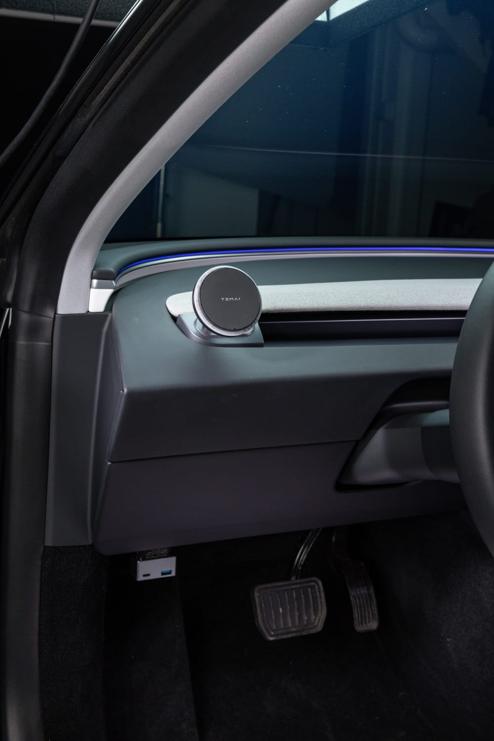 Model3 2024+ Magsafe Movable Phone Holder(Left hand drive)