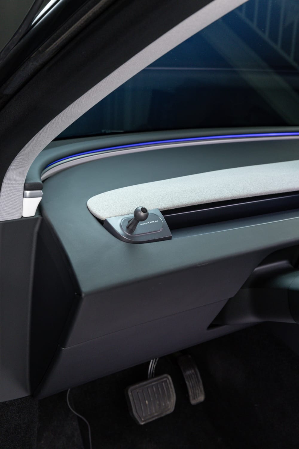 Model3 2024+ Magsafe Movable Phone Holder(Left hand drive)