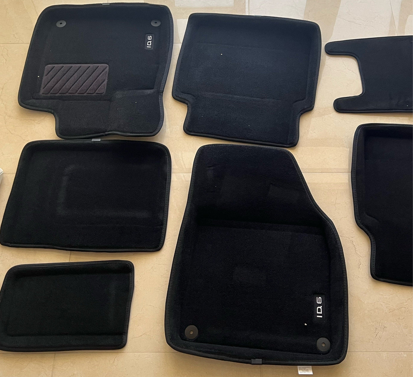 Volkswagen VW ID 6 Crozz 3D Floor Mats 7 Seater