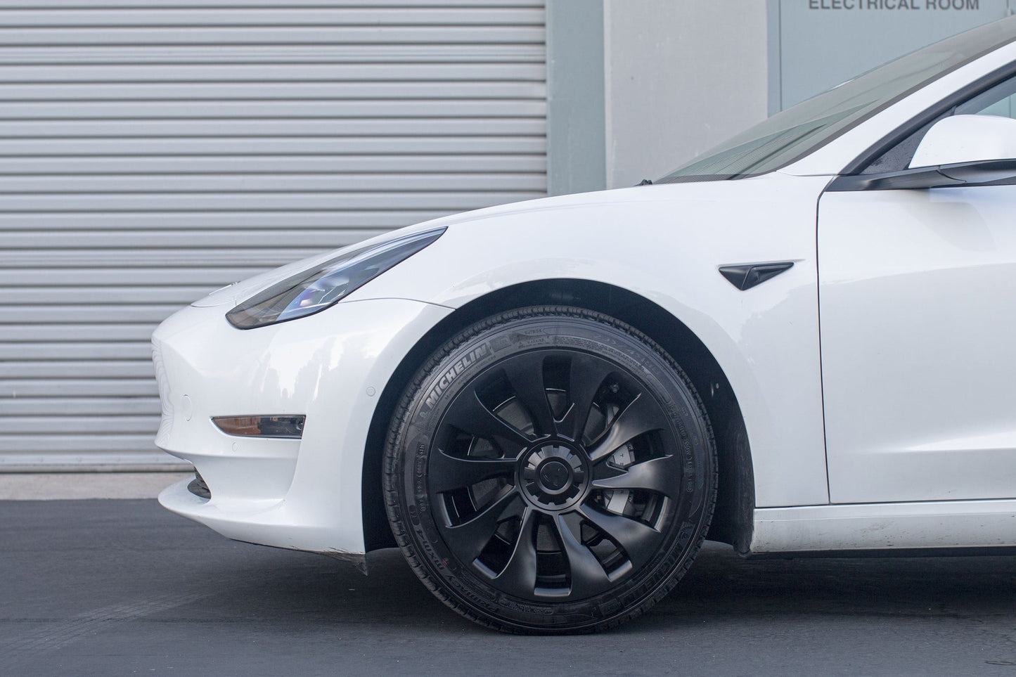 Tparts 18'' Überturbine Style Wheel Cover For Model 3