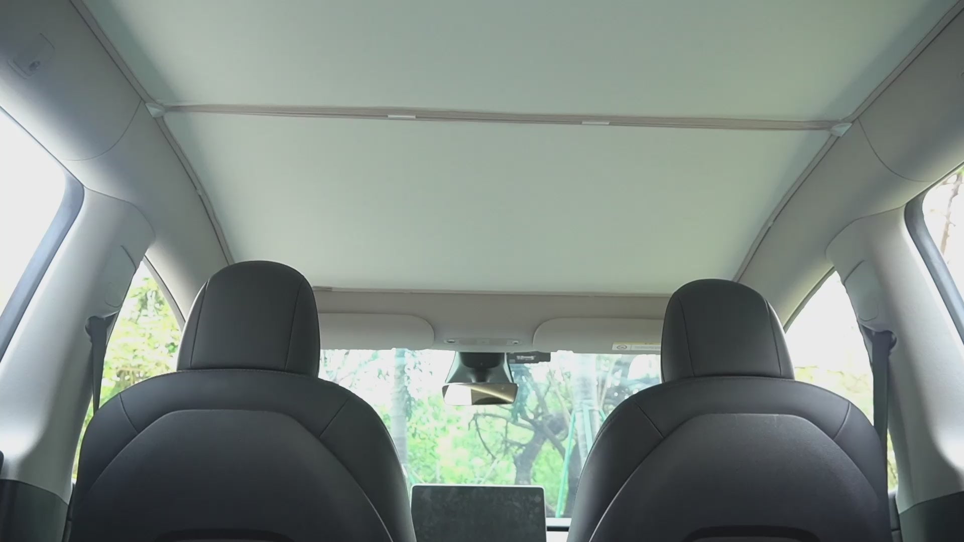 Load video: Temai Model Y Glass Roof Shade  Made In China  2022/2024