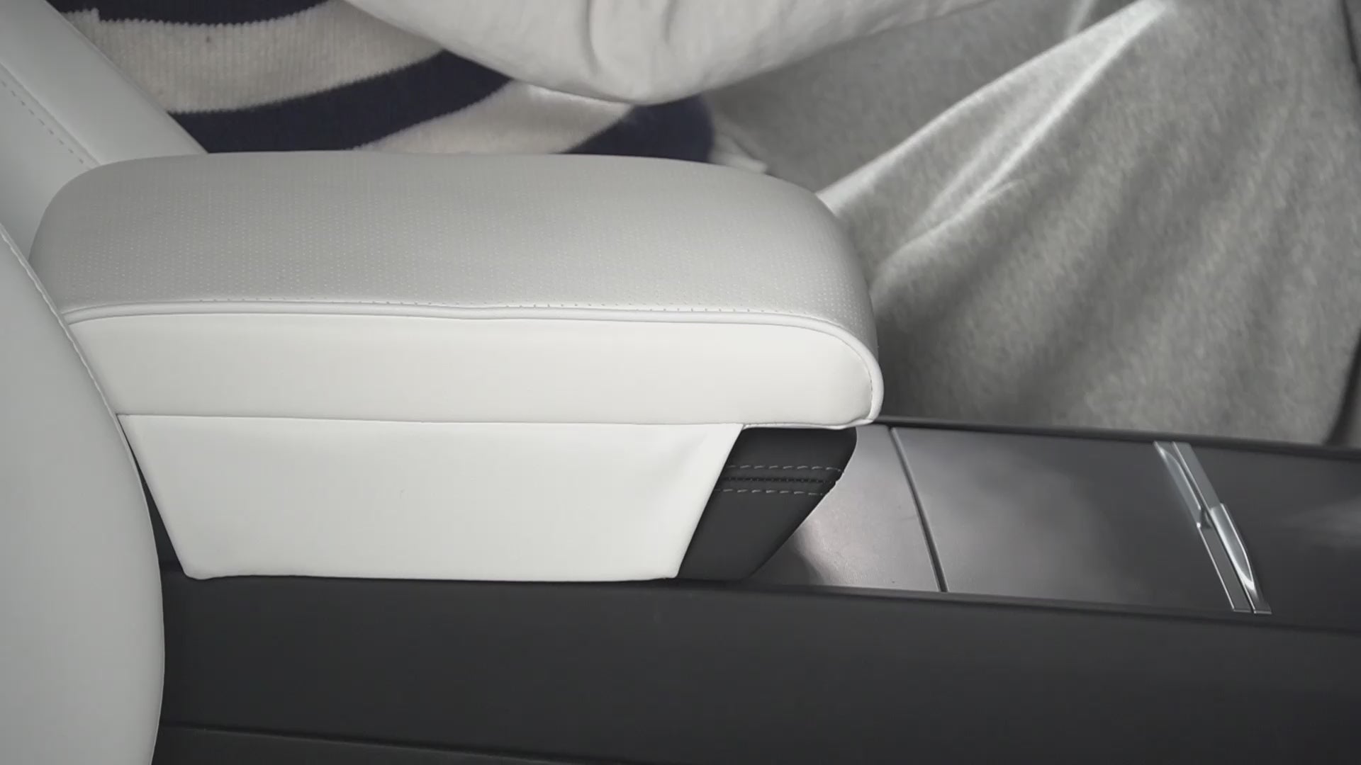 Load video: Leather Armrest Support Cushion For Tesla Cars